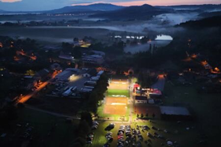 Volejbalové hřiště - Dřevěnice
