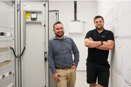 „NAVISYS boys“ v akci: Jak funguje tým, který šetří firmám náklady?