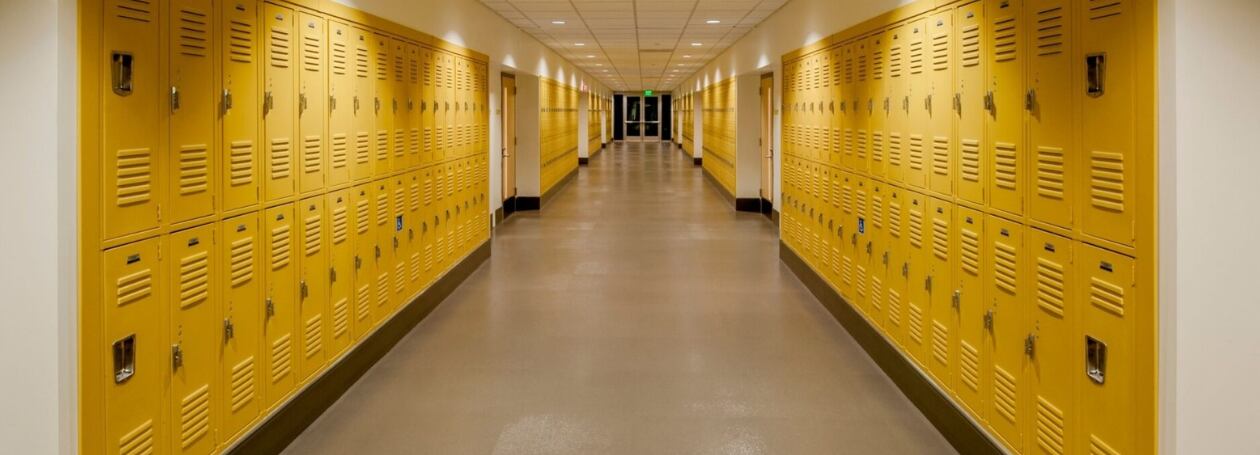 Musí jako poslední zhasínat školník? Díky automatizaci už ne!